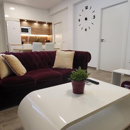 Maria Malaga Breeze Apartment Bagian luar foto