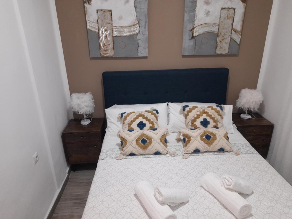 Maria Malaga Breeze Apartment Bagian luar foto