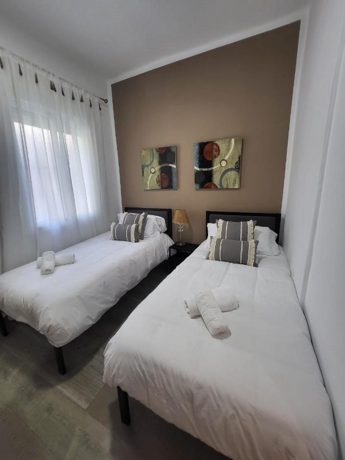Maria Malaga Breeze Apartment Bagian luar foto
